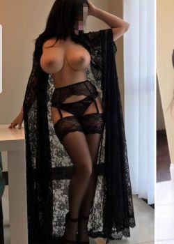 PRIMA VOLTA A BZ FINALMENTE INUGULABILE DONNA MATURA SPORCACCIONA NINFOMANE, PRELIMINARI SUCCULENTI LATO B INCANDESCENTE MASSAGGI EROTICI......