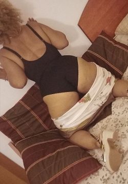 TORNATA AILEN BELLA DONNA MATURA UNICA SPECIALE E VERA UNA VERA PORCONA.. CIAO RAGAZZI ECCOMI TORNATA A CASA FACCIO TUTTO CON CALMA MASSAGGIO PROSTAT