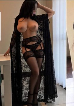 PRIMA VOLTA A BZ FINALMENTE INUGULABILE DONNA MATURA SPORCACCIONA NINFOMANE, PRELIMINARI SUCCULENTI LATO B INCANDESCENTE MASSAGGI EROTICI......
